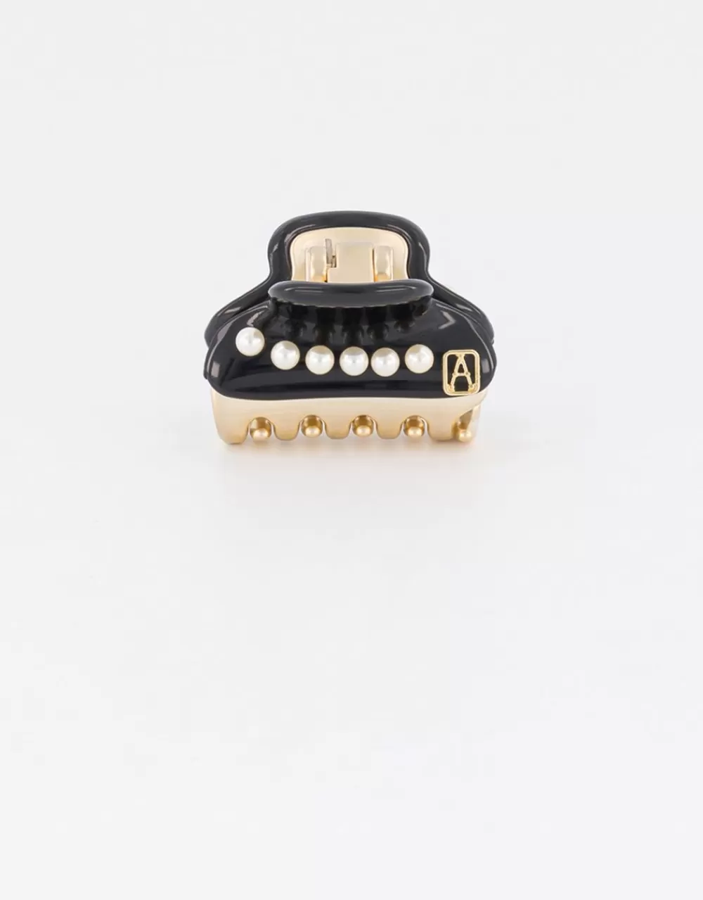 Women Alexandre de Paris Pince Vendome Perlee