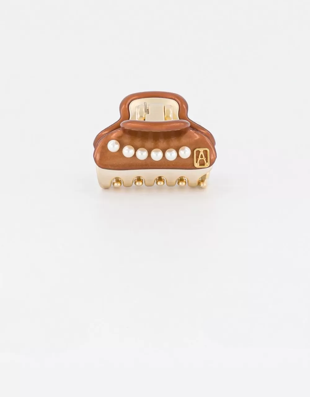 Women Alexandre de Paris Pince Vendome Perlee
