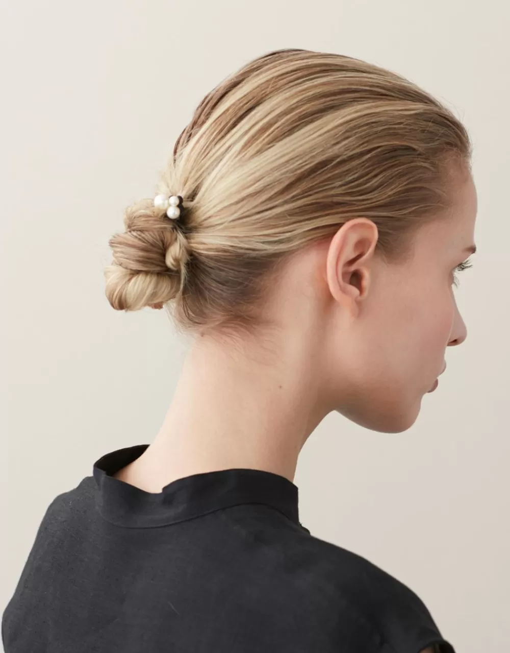 Women Alexandre de Paris Precision